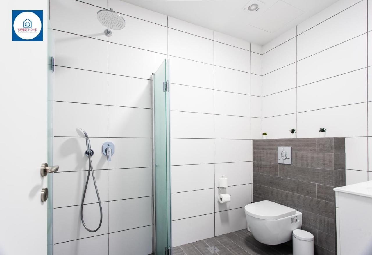 Design Apartments In 네타니아 외부 사진