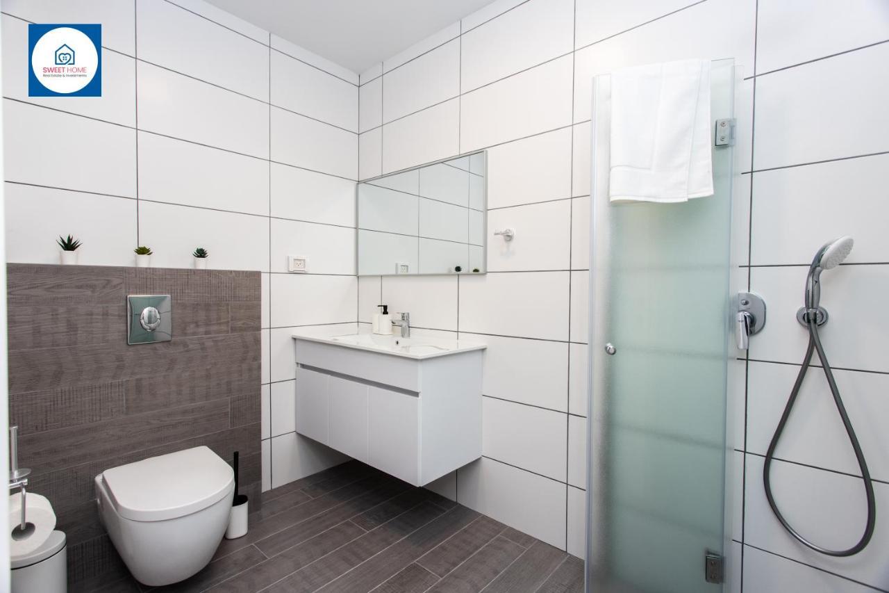Design Apartments In 네타니아 외부 사진